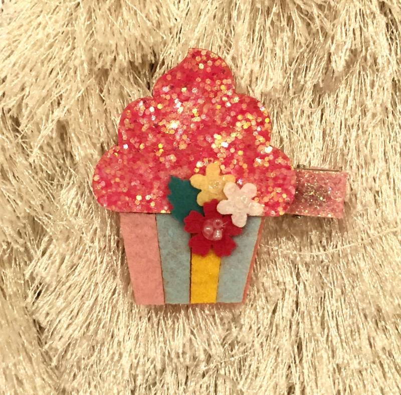 Kuchen Band Skulptur Haarspange, Mädchen-Haar-Bogen-Zubehör von GoodBuyBelle