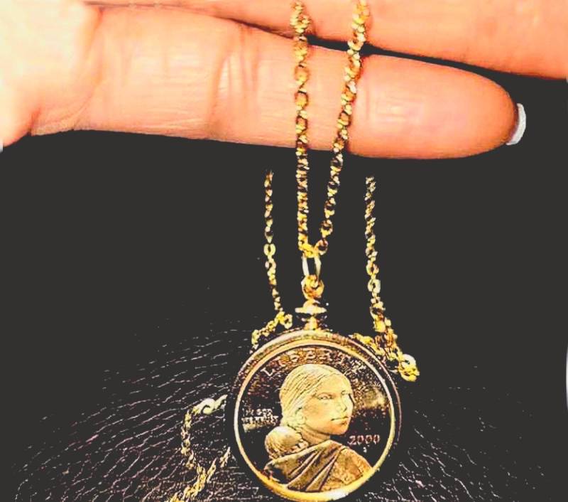 Proof Sacagawea Münzenhalskette Vergoldete Kette 14 Bis 24 Zoll Lang Mit Karabinerverschluss, Biegeringe von GoodCentsJewelry