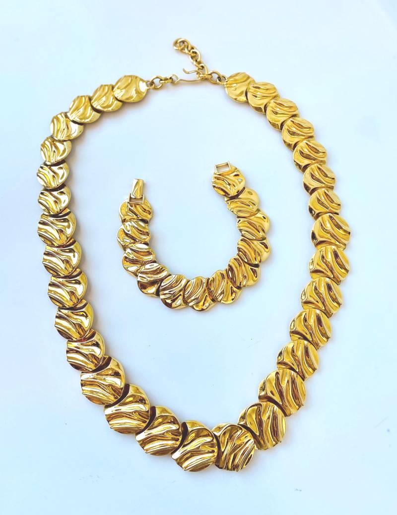 80Er Jahre Monogramm Monet Vergoldete Chunky Lange Gliederkette Und Armband Set von GoodThingsVintage