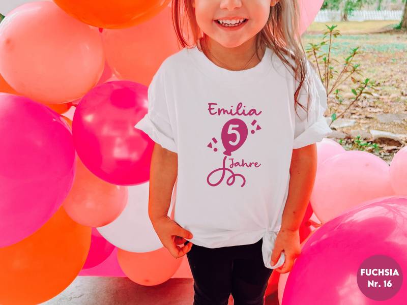 Geburtstagsshirt Kurzarm Oder Langarm Weiß Mit Luftballon I Jedes Alter | Personalisiert Namen Kindergeburtstag Geburtstagsoutfit von GoodbyeSocks