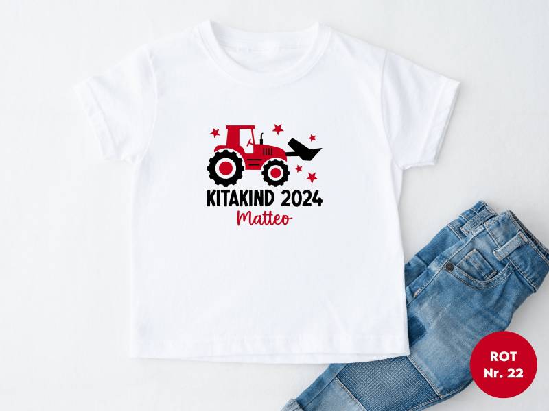 Kitakind 2024 Weißes T-Shir Mit Traktor I Personalisiert Name Und Wunschtext Z.b. Kindergartenkind/Krippenkind Geschenk Kitastart von GoodbyeSocks
