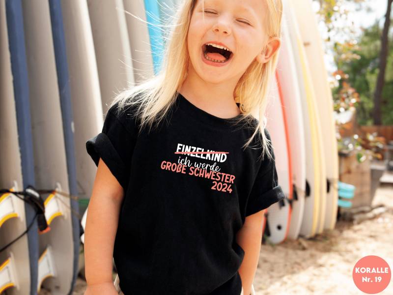 Schwarzes Tshirt Oder Baby Body Einzelkind Durchgestrichen/Ich Werde Große Schwester 2024 I Verkündung Zweites Kind Kein Einzelkind Mehr von GoodbyeSocks