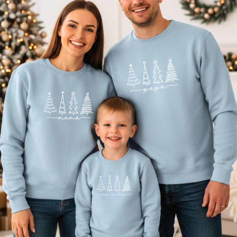 Weihnachts-Pullover Personalisiert Mit Name Und/Oder Wunschtext I Tannenbäume Zu Familien-Partnerlook Weihnachten Sweatshirt Pulli von GoodbyeSocks