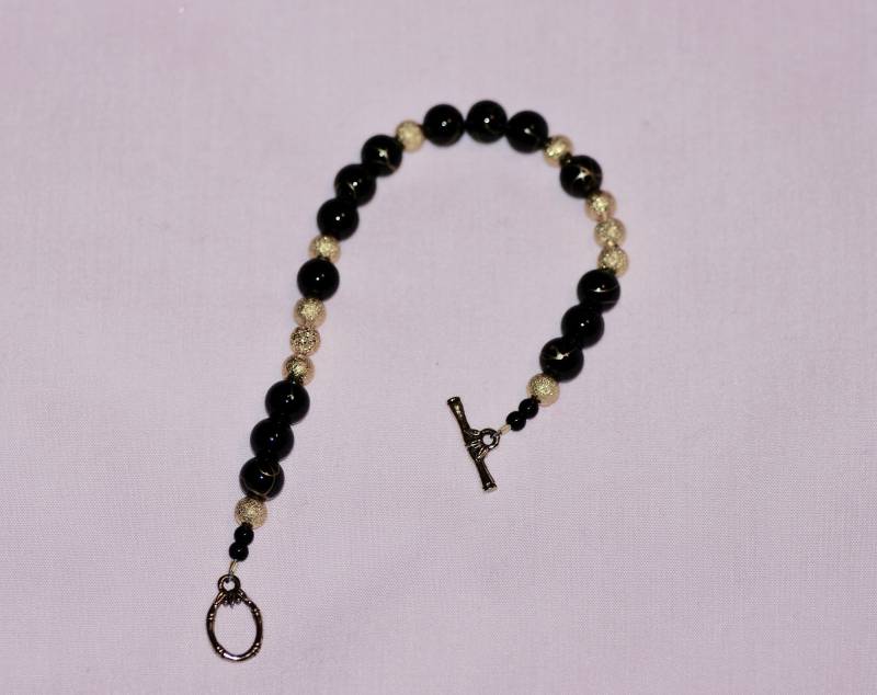 Glanz Mit Schwarz Und Gold von GoodthingsIncByDawn