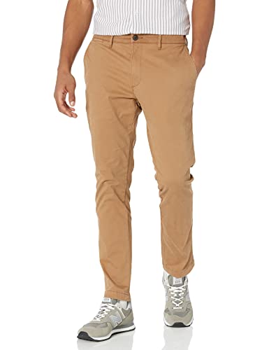 Amazon Essentials Herren Chinohose, Komfortabler, Gewaschener Stretch, Skinny-Passform (Früher Goodthreads), Khakibraun, 32W / 30L von Amazon Essentials