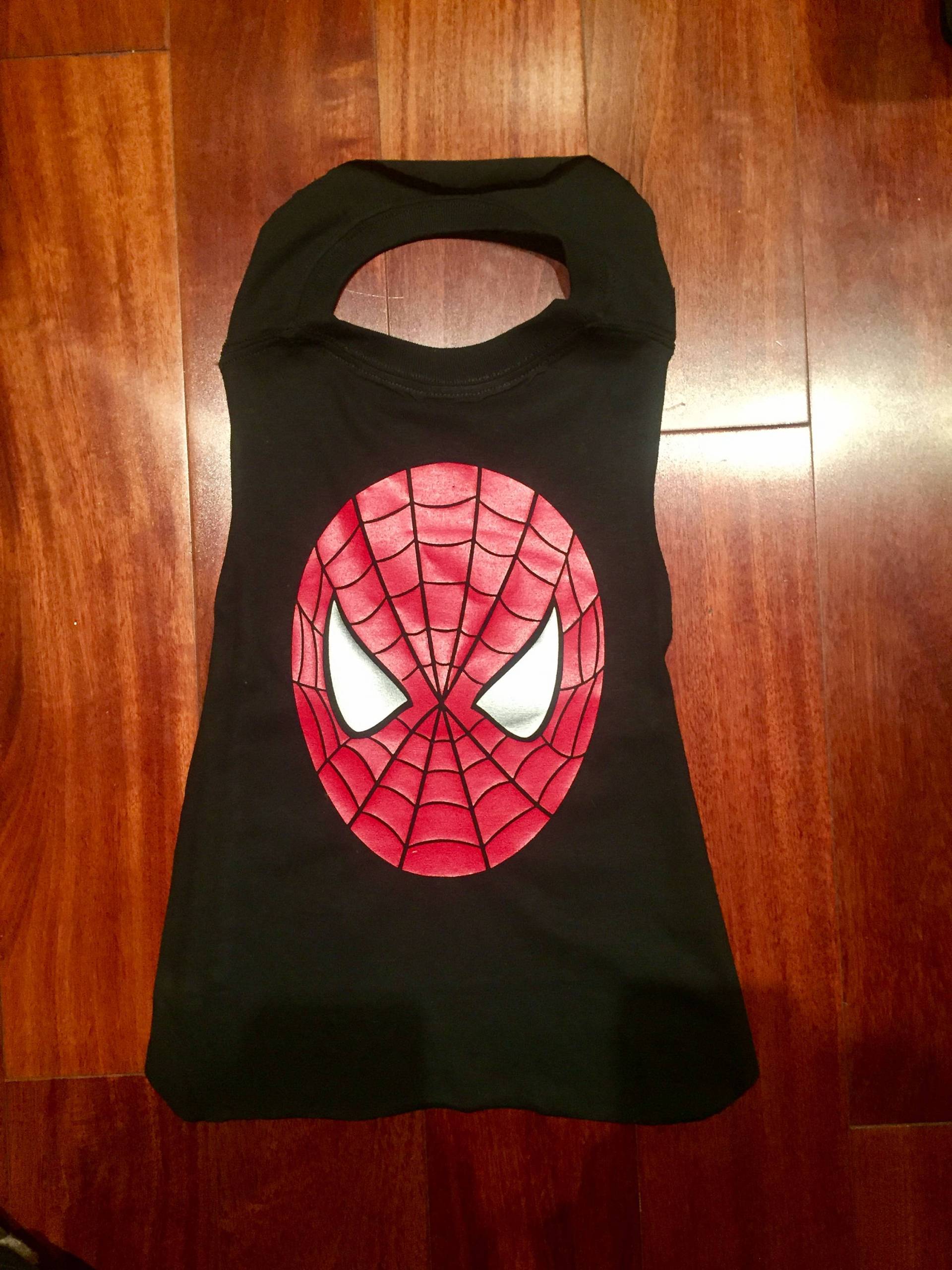 Superhelden-Cape von GoodyGirlGifts