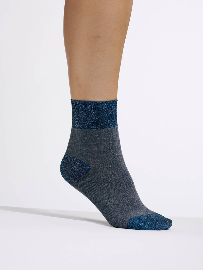 Die Sensible Sparkle Socken | Warm Und Tragbar Aber Ein Kleiner Fab Glitzernde Lurexfäden in Teal Mit Kontrastreichen Heather Grey Gans Taffy von GooseTaffy