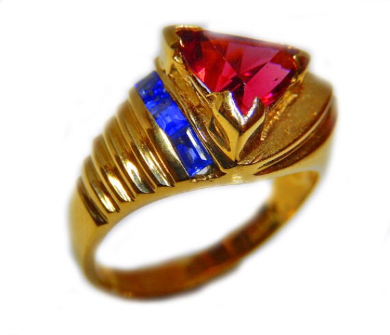 14K Vintage Gelb Gold Smaragd Saphir Granat-Ring, Seltene Billionen Rhodalite Granat, Mit Saphir, Gelbgold von GopalsJewelry