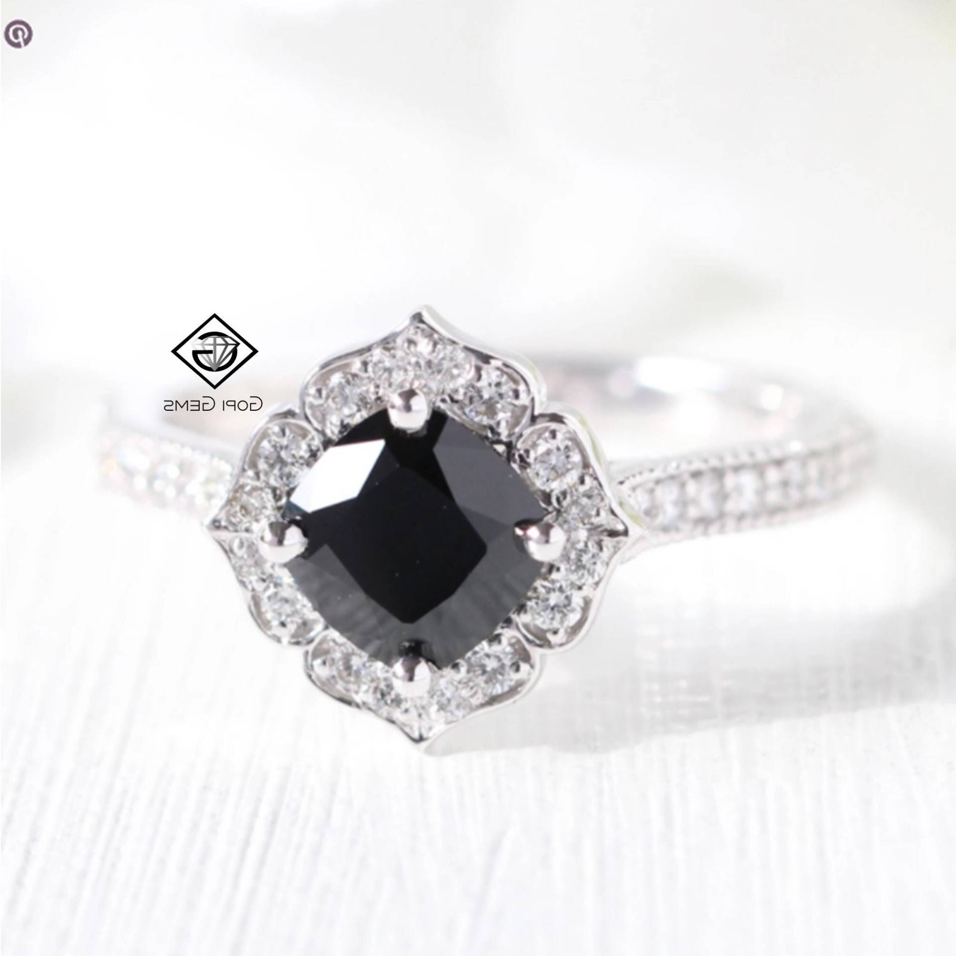 Harlow Ring, Kissenschnitt 3.0Ct, Schwarzer Onyx Passender 14K Weißgold Verlobungsring, Ehering, Perfact Für Geschenk Oder Wie Sie Wollen von GopiGemsIN