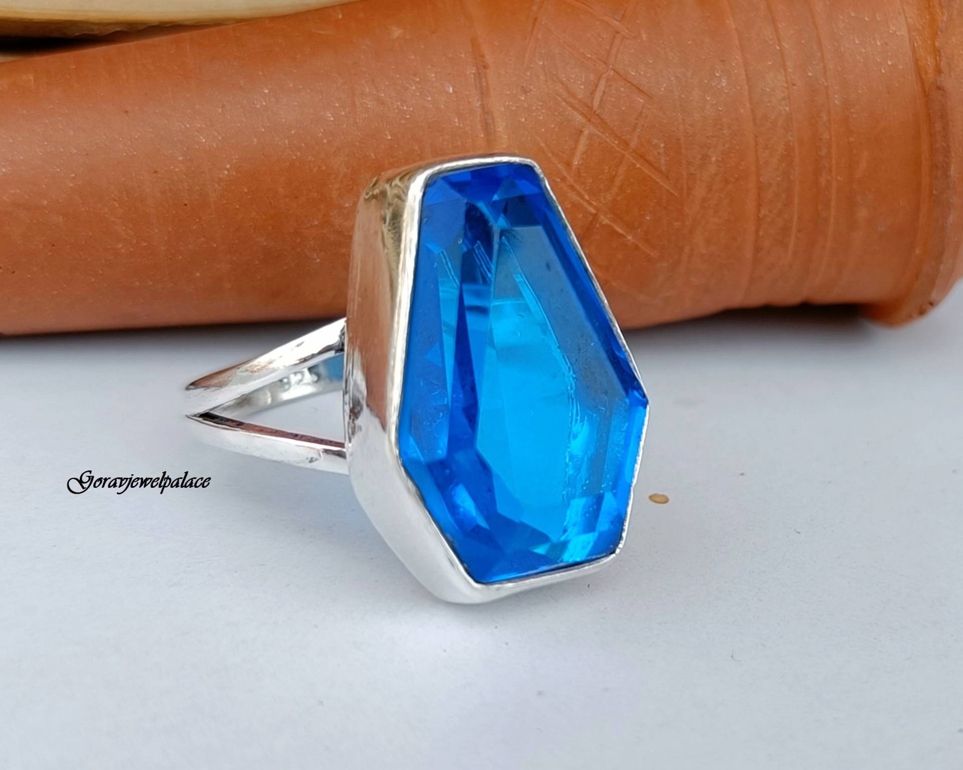 Blautopas Ring, 925 Silber Bandring, Handgemachter Einfache Frauen Boho Events Geschenk Für Sie von Goravjewelpalace