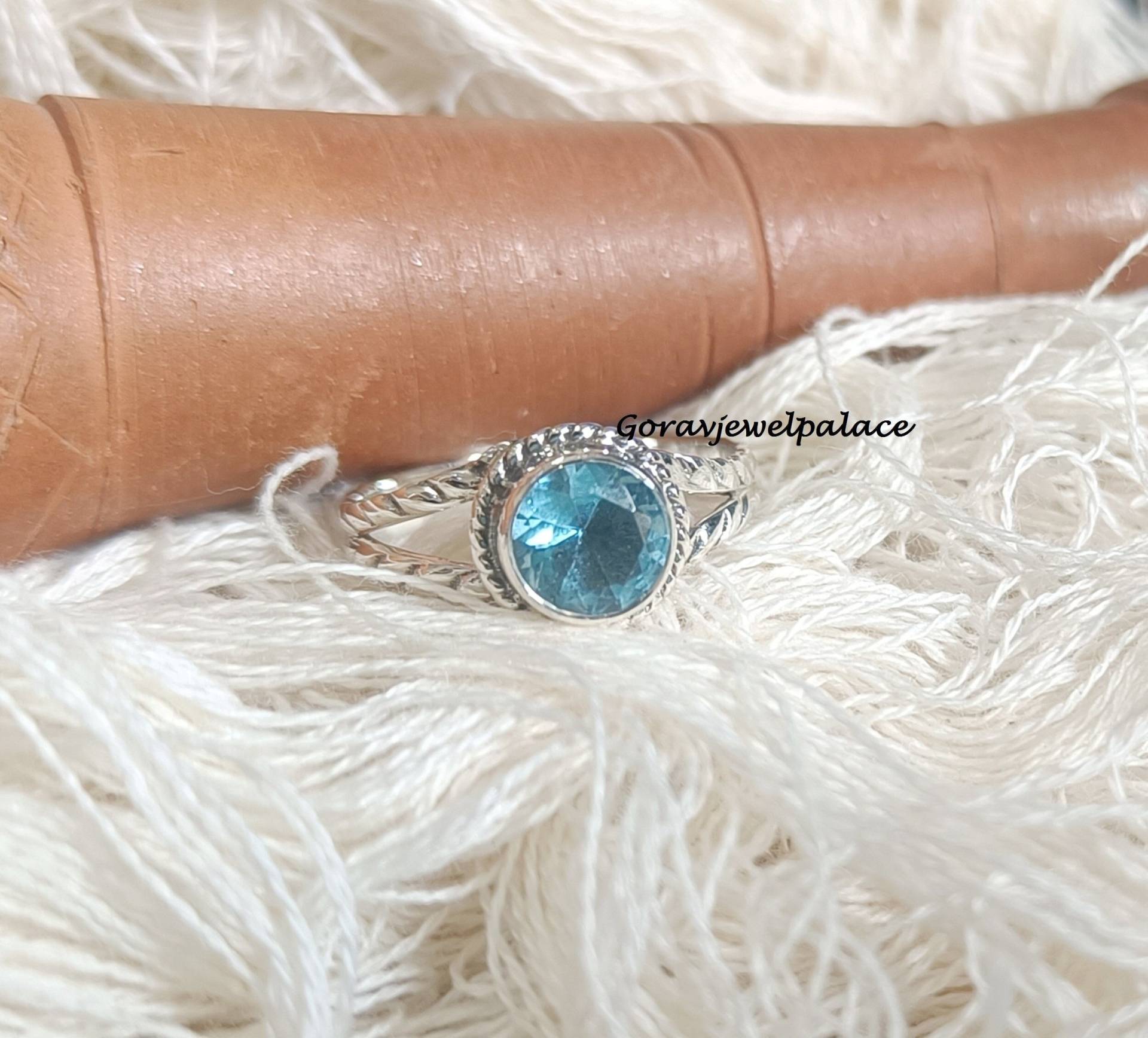 Rund Blautopas Ring, Designer 925 Silber Bandring, Handgemachter Frauen Geschenk Boho Artikel, Events Ring von Goravjewelpalace