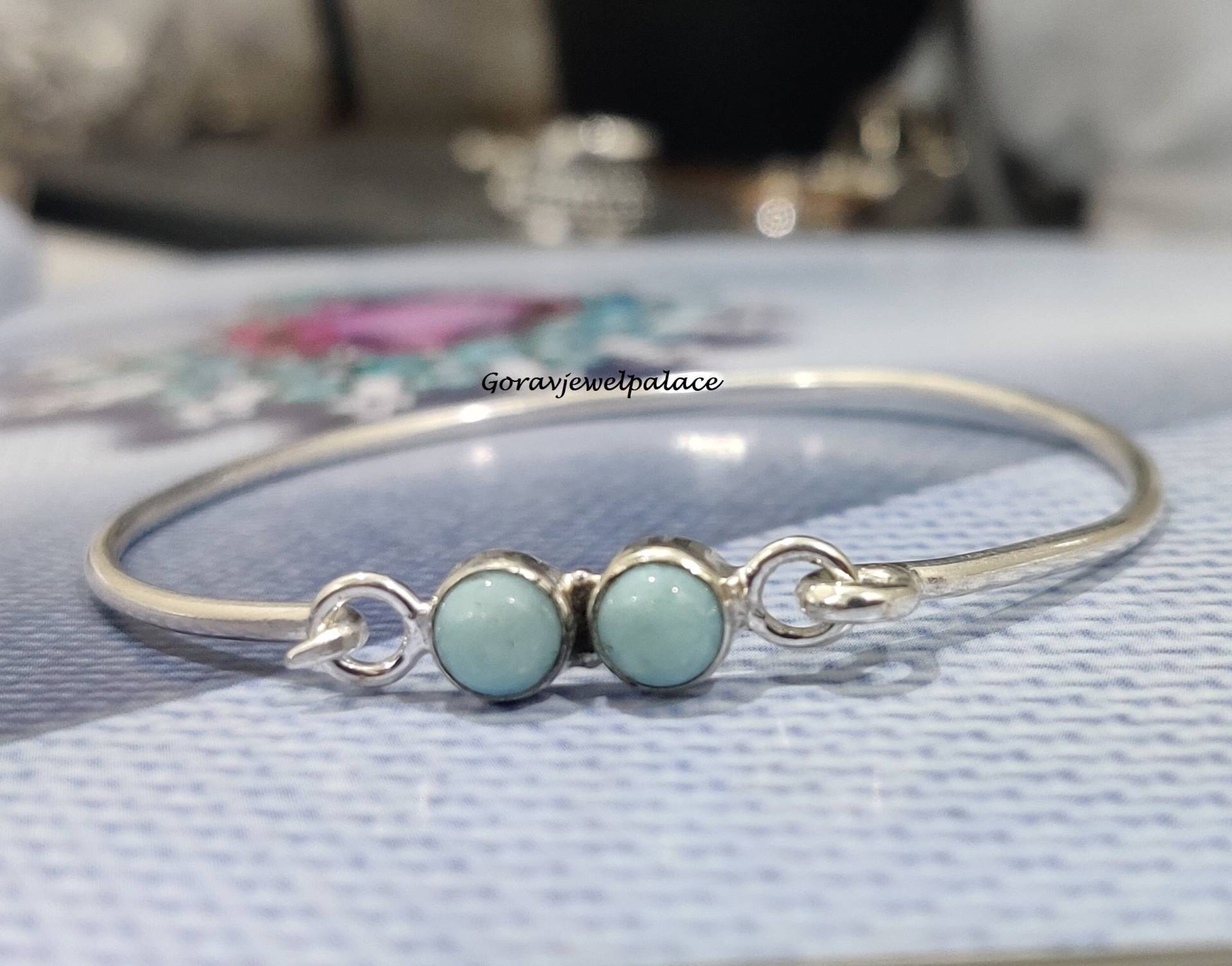 Zwei Larimar Stein Armreif, Solider 925 Sterling Silber Frauen Und Mädchen Geschenk Schöner Boho Schmuck von Goravjewelpalace