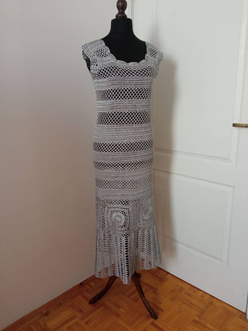 Gehäkeltes Maxikleid - Made To Order Hand Gehäkeltes Maxikleid - Made To Order Hand von Goshia