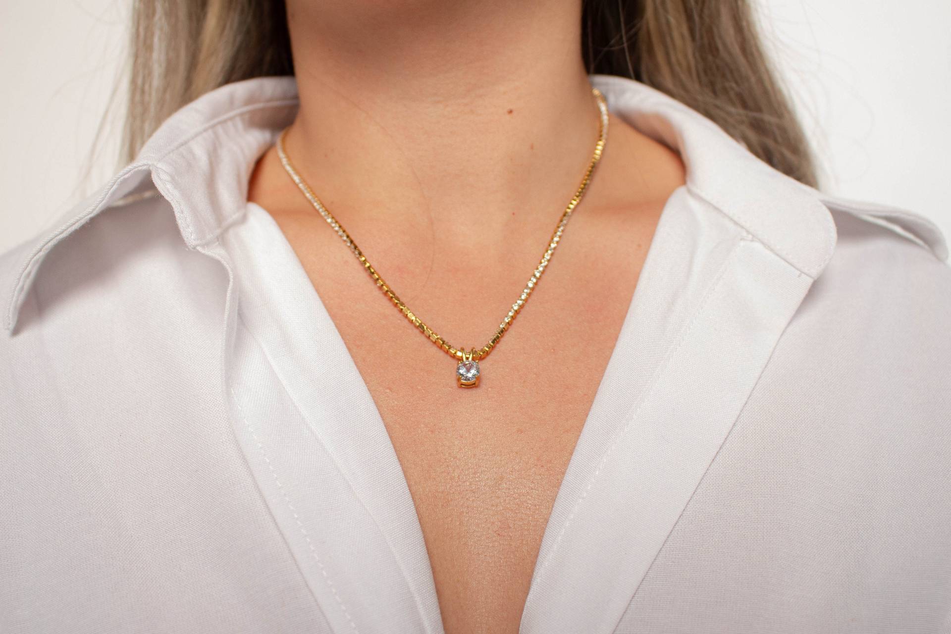 Funkelnde Tennis-Halskette Mit Anhänger in Gold Oder Silber, Edelstahl Cz-steinen, Geschenk Für Sie Funkelnde Tennis-Halskette Mit Anhänger in Gold Oder Silber, Edelstahl Cz-steinen, Geschenk Für Sie von Gossare