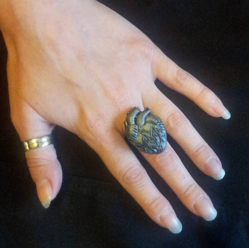 Handgemachte Anatomisch Korrekte Silber-Herz-Ring-Vintage Art-Deco-Stil Sehr Gothic Steampunk von GothicChameleon