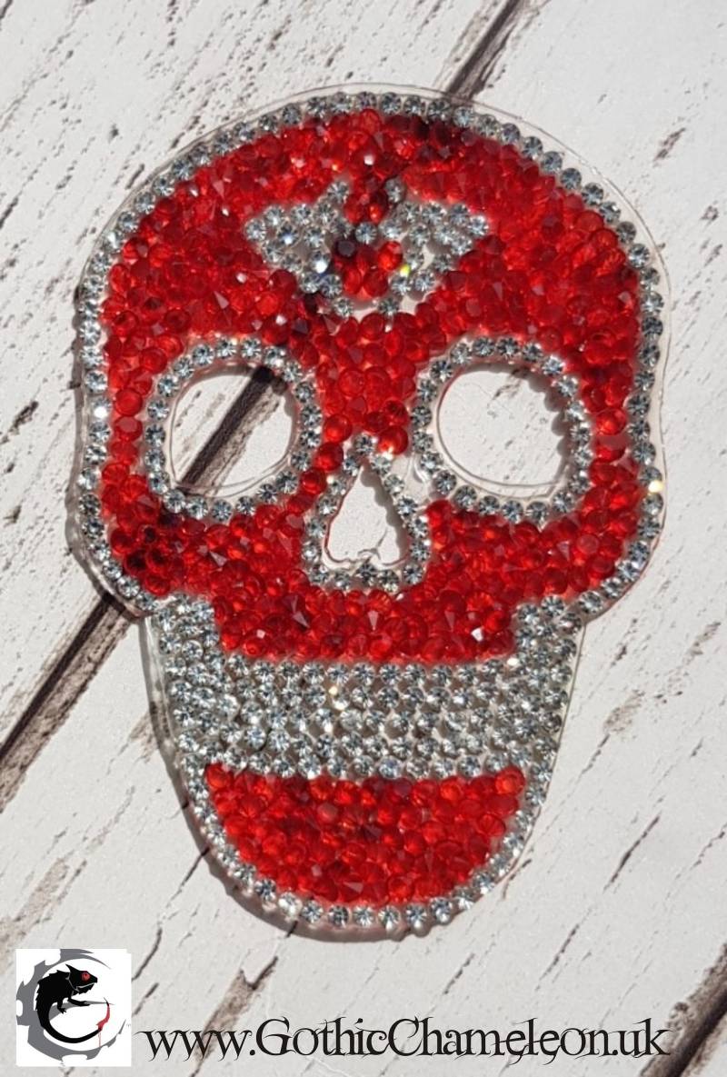 Kristall Schädel Bügelbild Applikation Gothic Emo Punk Kristall Schädel Bügelbild Applikation Gothic Emo Punk von GothicChameleon