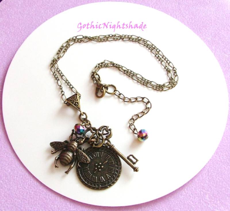 Bee Taschenuhr Halskette, Steampunk Schmuck Handmade von GothicNIghtshade