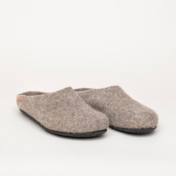 Magicfelt Gottstein naturbelassene ungefärbte Filzpantoffeln Hausschuhe von Magicfelt