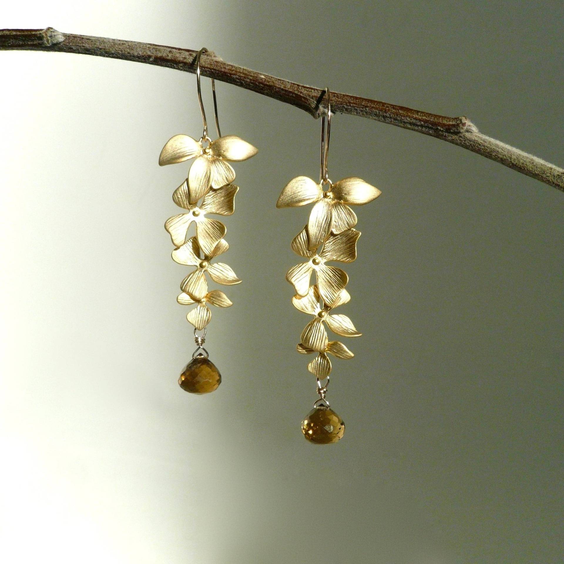 Whisky Quarz 14K Gold Filled Ohrringe | Edelstein Blumen Braune von GoumareJewelry