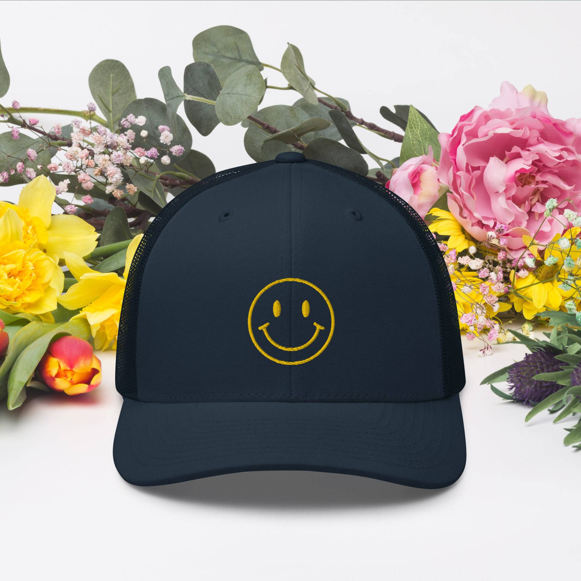 Happy Vibes Trucker Hat Smiley Cap Happy Vibes Trucker Hat Smiley Cap von GrAItDesign