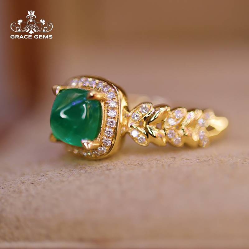 18K Solid Gold 1.15Ct Natürlicher Unbehandelter Smaragdring/Einzigartiges Dreieck Zertifizierter Echter Smaragd Volles Ewigkeit Halo-Band von GraceGemsUS