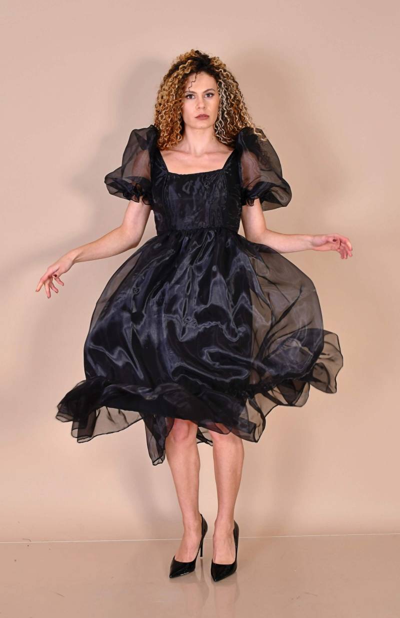 Schwarzes Organza Kleid/Midi Runway Kleines Puffärmel Schwarzes Organza Kleid/Midi Runway Kleines Puffärmel von GraceOfEurope
