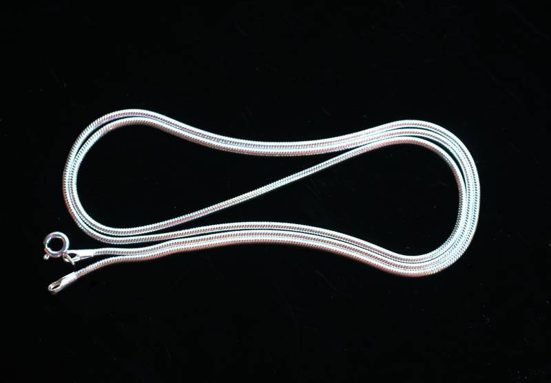 24" Inch 1, 55 Mm Runde Sterling Silber Schlangenkette, Silberkette Für Anhänger, Qualitätsherstellung 24" Inch 1, 55 Mm Runde Sterling Silber Schlangenkette, Silberkette Für Anhänger, Qualitätsherstellung von Graceanchor