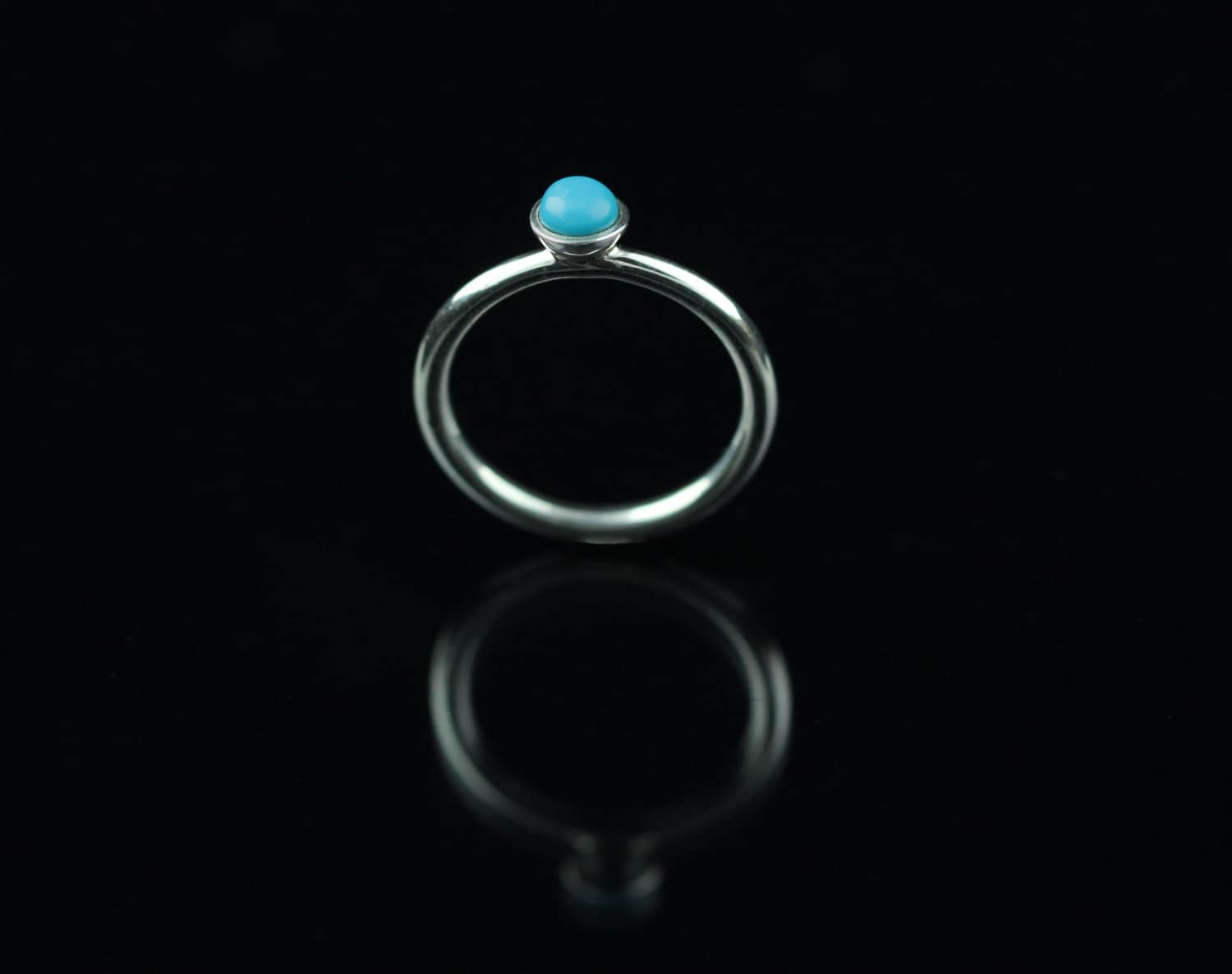 Natürlicher Türkis Stapeln Ring Lünette Set Facettierte Semi Kostbare Stack Aus Sterlingsilber, Dezember Birthstone Ring, Kleinen Zierlichen 4 Mm Natürlicher Türkis Stapeln Ring Lünette Set Facettierte Semi Kostbare Stack Aus Sterlingsilber, Dezember Birthstone Ring, Kleinen Zierlichen 4 Mm von Graceanchor