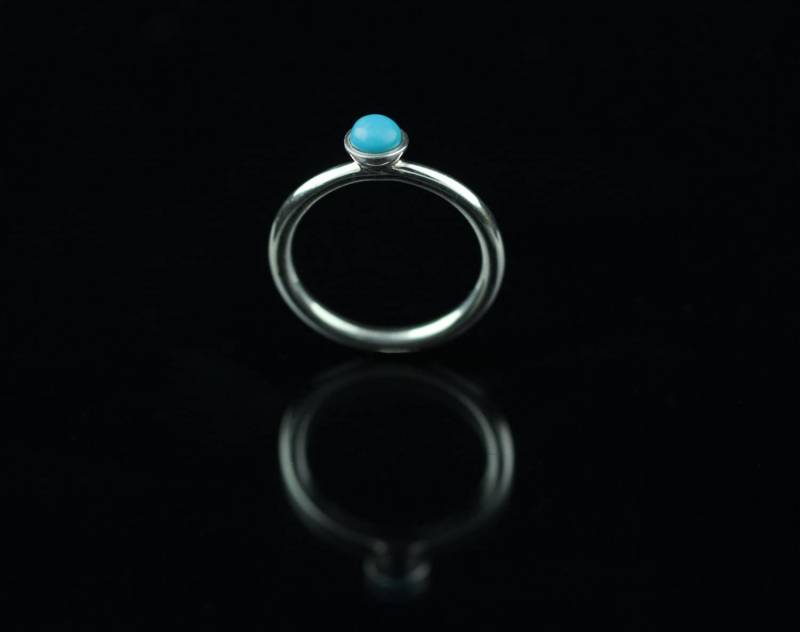 Natürlicher Türkis Stapeln Ring Lünette Set Facettierte Semi Kostbare Stack Aus Sterlingsilber, Dezember Birthstone Ring, Kleinen Zierlichen 4 Mm Natürlicher Türkis Stapeln Ring Lünette Set Facettierte Semi Kostbare Stack Aus Sterlingsilber, Dezember Birthstone Ring, Kleinen Zierlichen 4 Mm von Graceanchor
