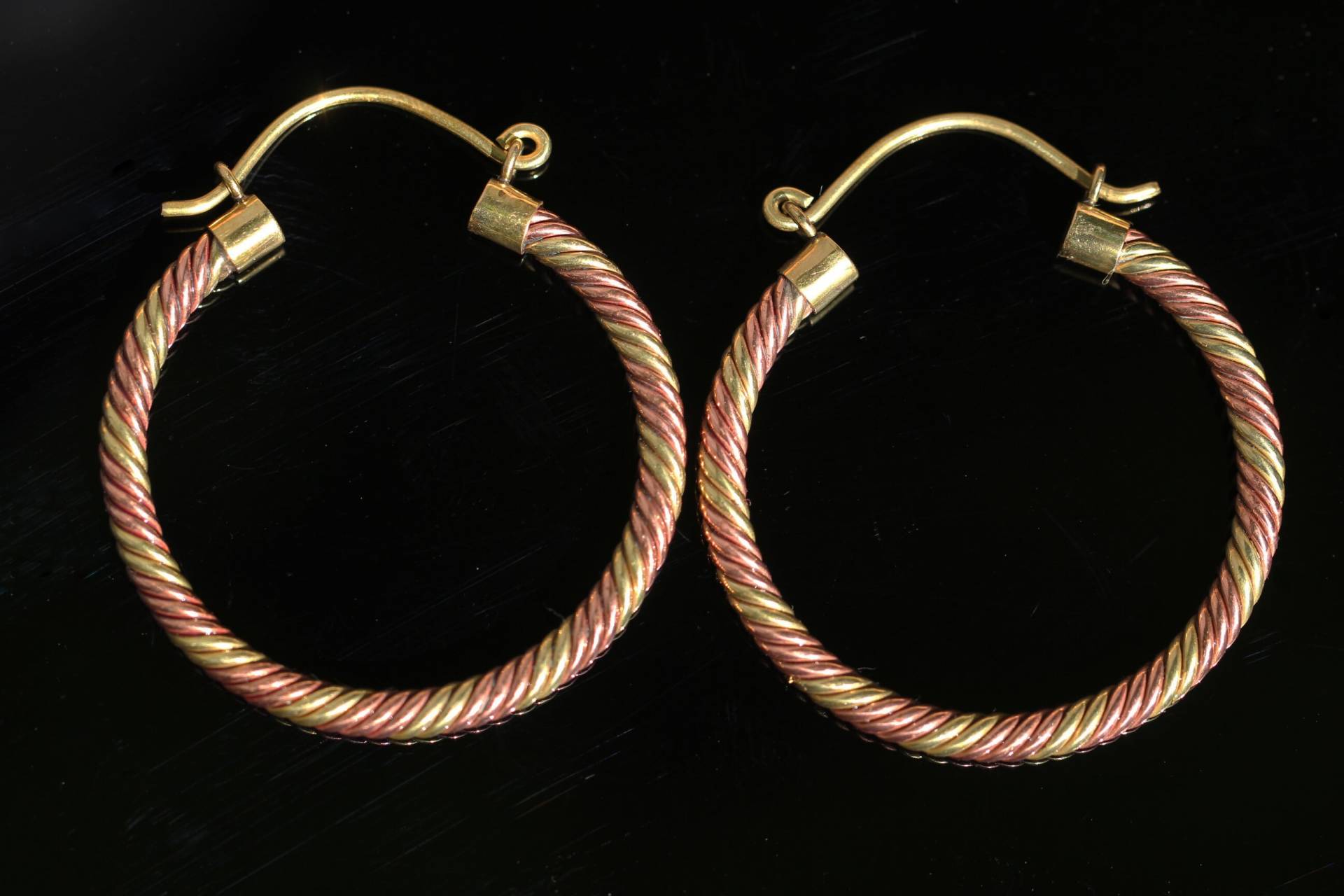 Zwei Ton-Kupfer & Messing Creolen Ohrringe, Gold Und Rose Farbe, Boho Ethno-Design, Schwere Ohrringe Zwei Ton-Kupfer & Messing Creolen Ohrringe, Gold Und Rose Farbe, Boho Ethno-Design, Schwere Ohrringe von Graceanchor