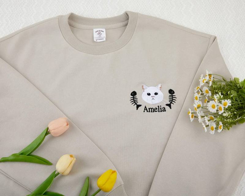 Besticktes Haustier-Sweatshirt Von Ihrem Foto - Hundekatzen-Gesicht Rundhalsausschnitt Hundeporträt Besticktes Sweatshirt Einzigartige Geschenke von GracebarbieCouture