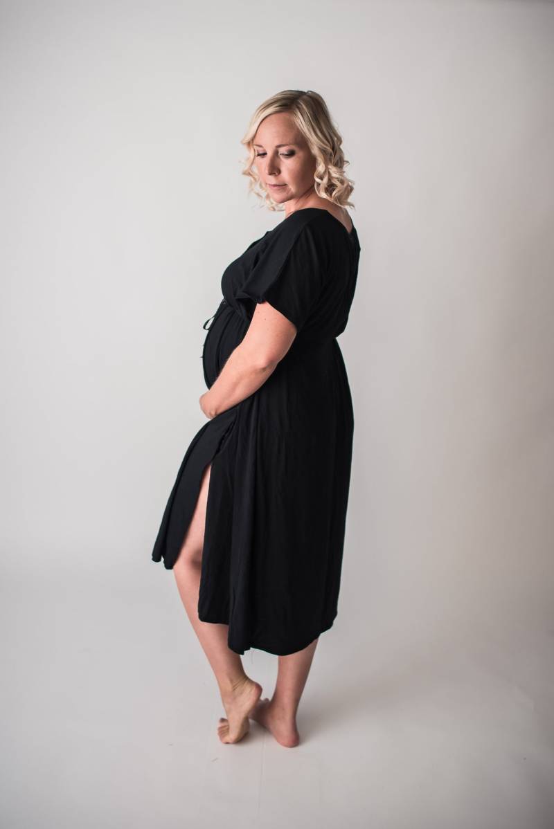 Schwarz, Bambus Strick Wehen Und Wochenbett Kleid. Hergestellt in Kanada. Krankenhauskittel. Lounge Kaftan. Hauskleid. Kaiserschnitt Freundlich von GracefullyBirthed