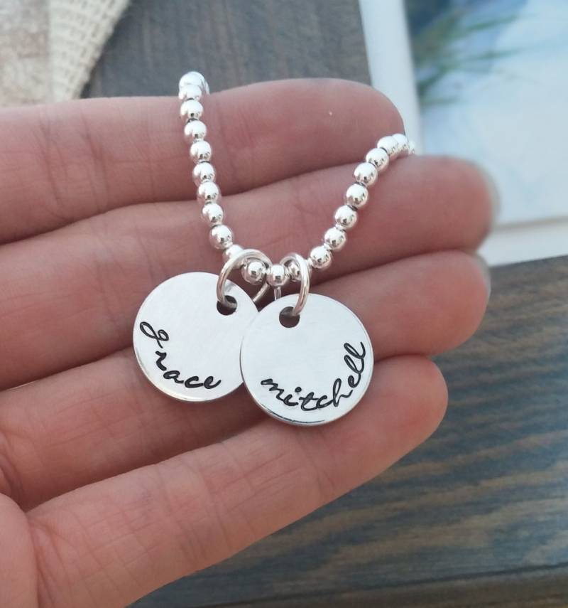 Handgestempeltes Sterling Silber Armband Personalisierter Schmuck von GracefullyMadeStudio