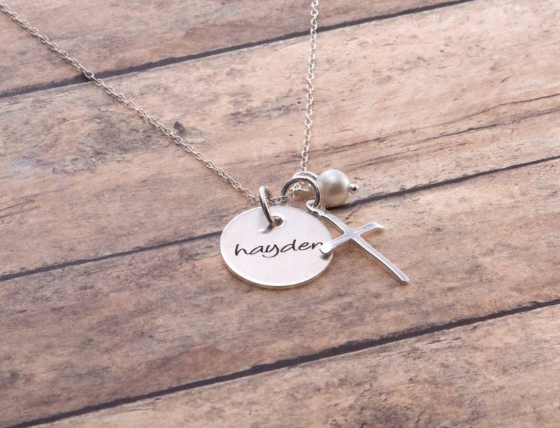 sterling Silber Kreuz Halskette Personalisierter Namen Anhänger, Perle Konfirmation Geschenk von GracefullyMadeStudio