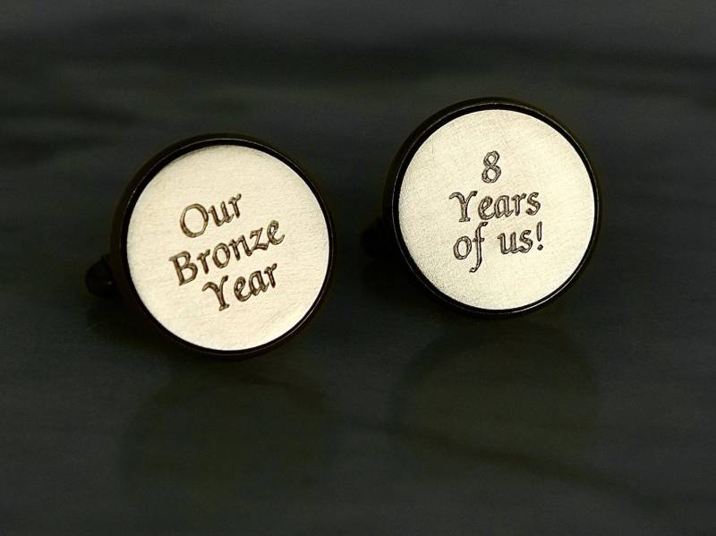 Paar Personalisierte Gravierte Bronze Manschettenknöpfe von GracieCollins
