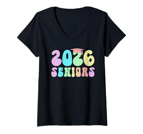 Damen Last First Day 2026 Senioren Graduating Rule We Run School T-Shirt mit V-Ausschnitt Damen Last First Day 2026 Senioren Graduating Rule We Run School T-Shirt mit V-Ausschnitt von Graduation Almost There Party Besties Senior