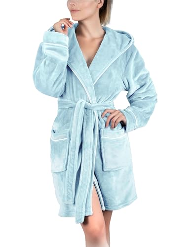 Gräfenstayn Bademantel Damen flauschig mit Kapuze - Kuschelfleece - Öko-Tex Standard 100 - Morgenmantel leicht & kurz - Größe (M, Hellblau) von Gräfenstayn