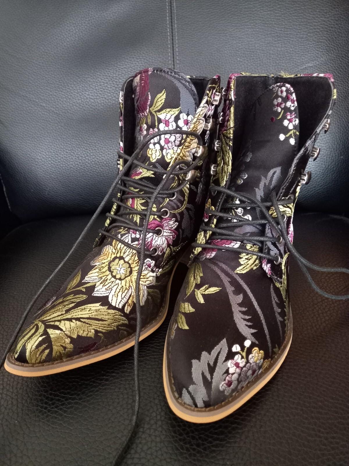 Schöne Barock Rokoko Gothic Brokat Schuhe Stiefeletten Gr. 37/37, 5 Schwarz von GraefinPrivatverkauf