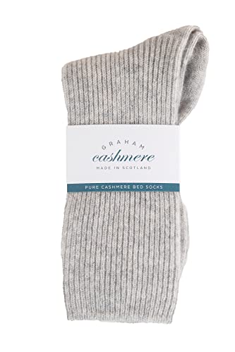 Graham Cashmere - Bettsocken aus reinem Kaschmir, hergestellt in Schottland, in Geschenkverpackung, Soft Grey, One size von Graham Cashmere