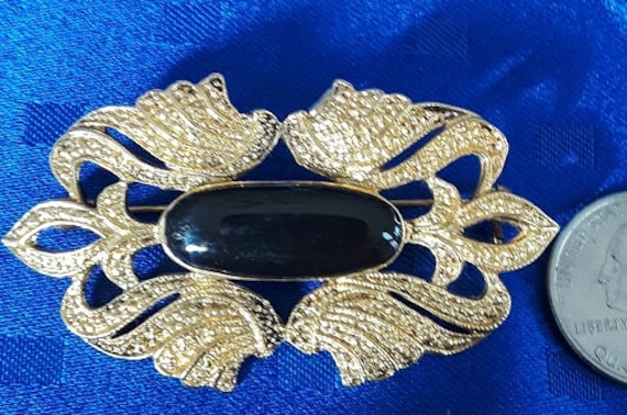 Gold Und Schwarz Brosche von GramaDesAttic