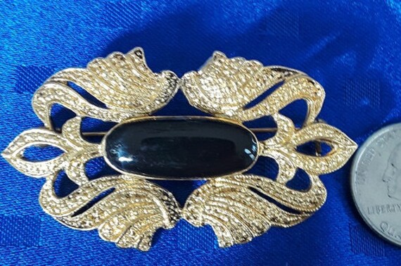 Gold Und Schwarz Brosche von GramaDesAttic