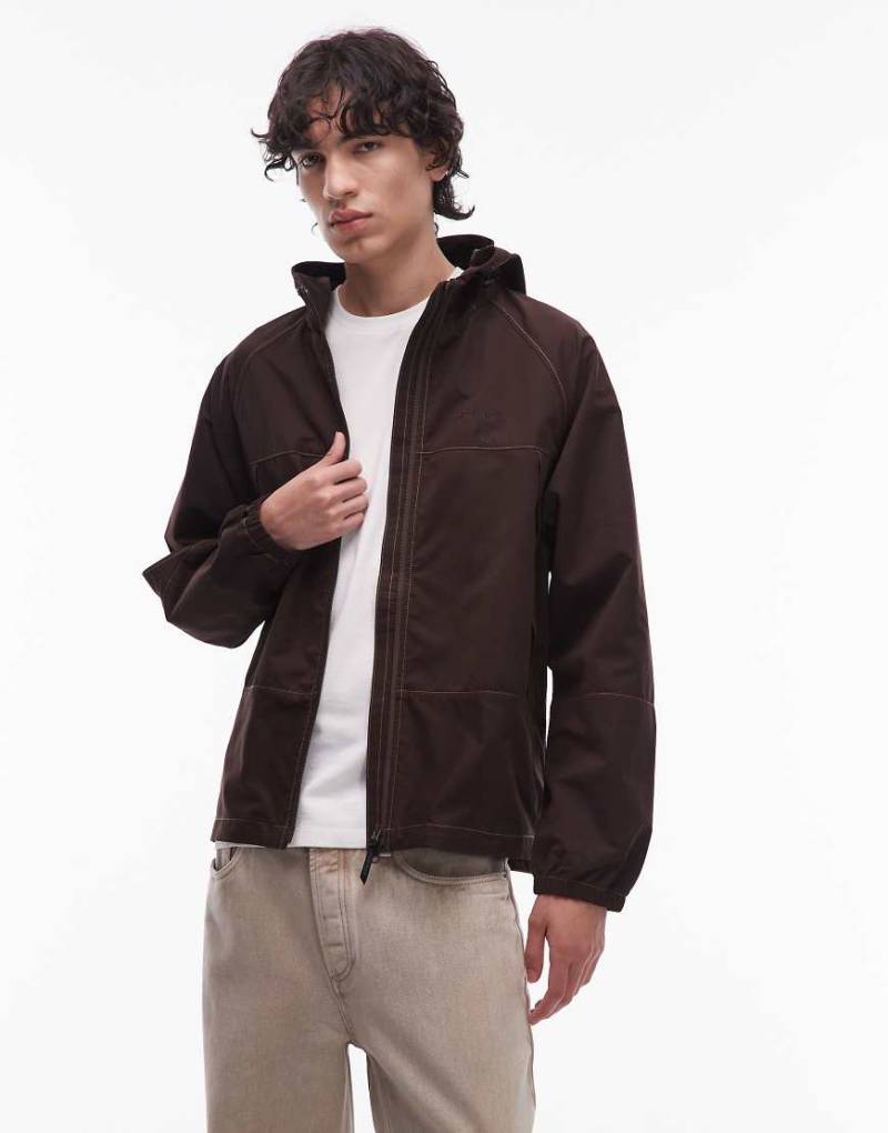 Gramicci - Salem - Utility-Jacke in Dunkelbraun mit Kapuze von Gramicci