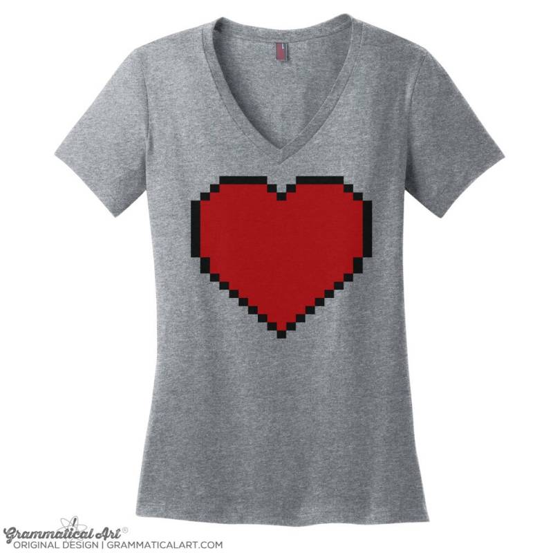 Computer Science Love V Neck T-Shirt Nerdy Shirt Damen Liebe Geschenk Cooles T Frauen Digital Tshirt 8 Bit Herz von GrammaticalArt