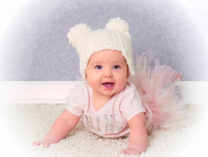 Made-To-Order Pom-Pom Mütze/Baby Kleinkind von GrammiesDrawers