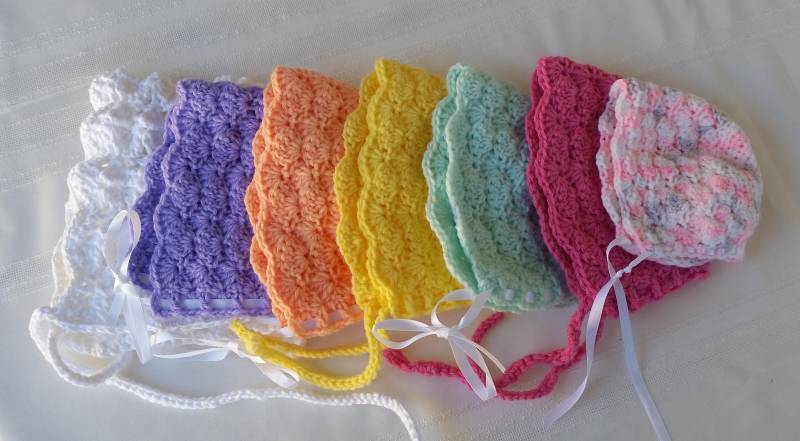 Gehäkelte Babymütze, Neugeborenenmütze, Unisex Mütze, Mädchenmütze, Lacey Babymütze von GrammysCustomCrochet