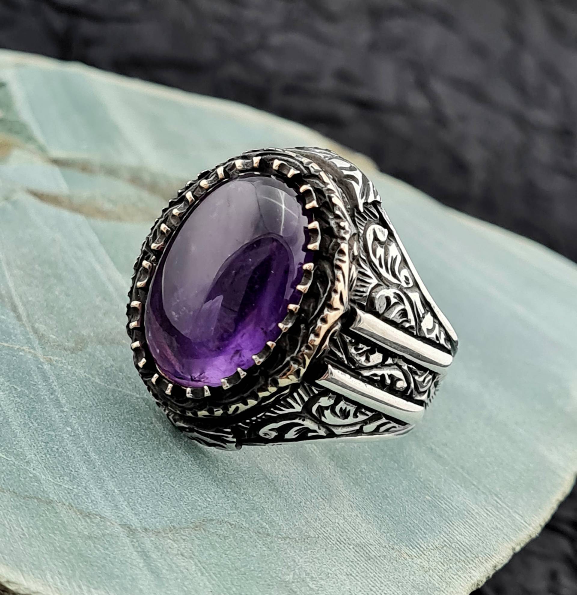 Handgemachter 925 Sterling Silber Herrenring, Natürlicher Amethyst Stein Herren Ring, Vintage Style Ring, Ovaler Edelstein Männer Ring von GrandBazaarJewels