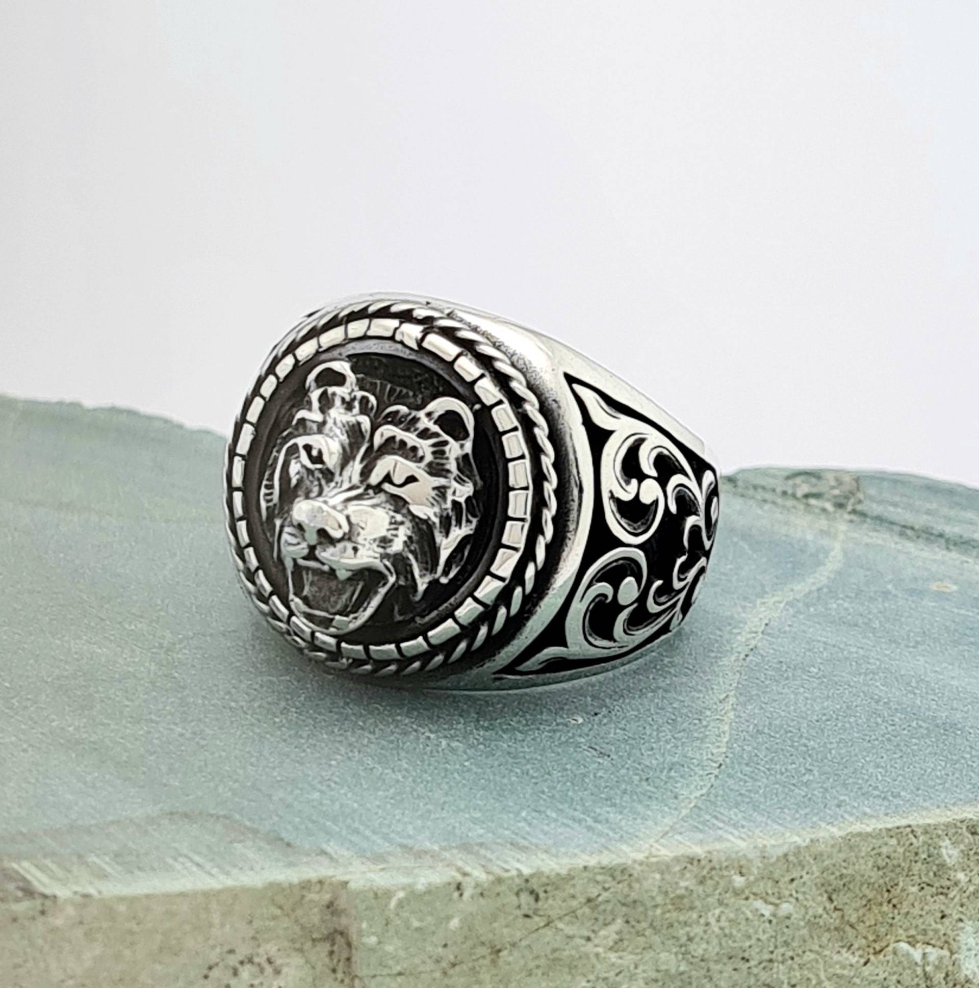 Siegelring Männer Wolf, Silber Wolf Kopf Ring, Wilde Ringe, Oxidierter Mann Tier Schmuck, Geschenk Ring von GrandBazaarJewels