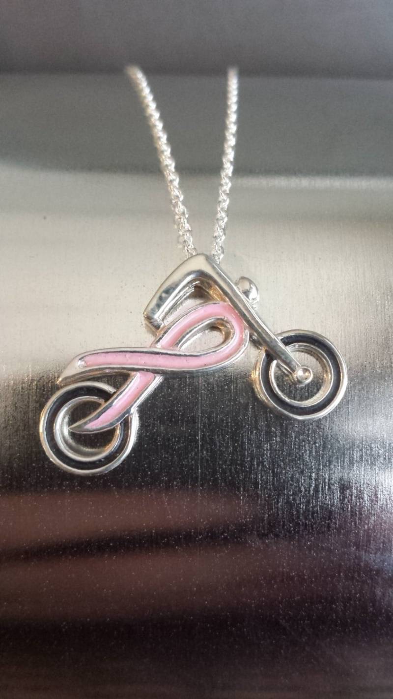 sterling Silber Brustkrebs Band Motorrad Anhänger Mit Kabelkette sterling Silber Brustkrebs Band Motorrad Anhänger Mit Kabelkette von GrandaddysJewelry