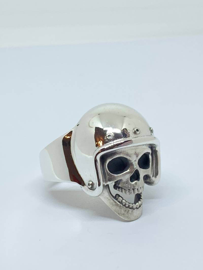 sterling Silber Motorrad Helm Skull Ring sterling Silber Motorrad Helm Skull Ring von GrandaddysJewelry