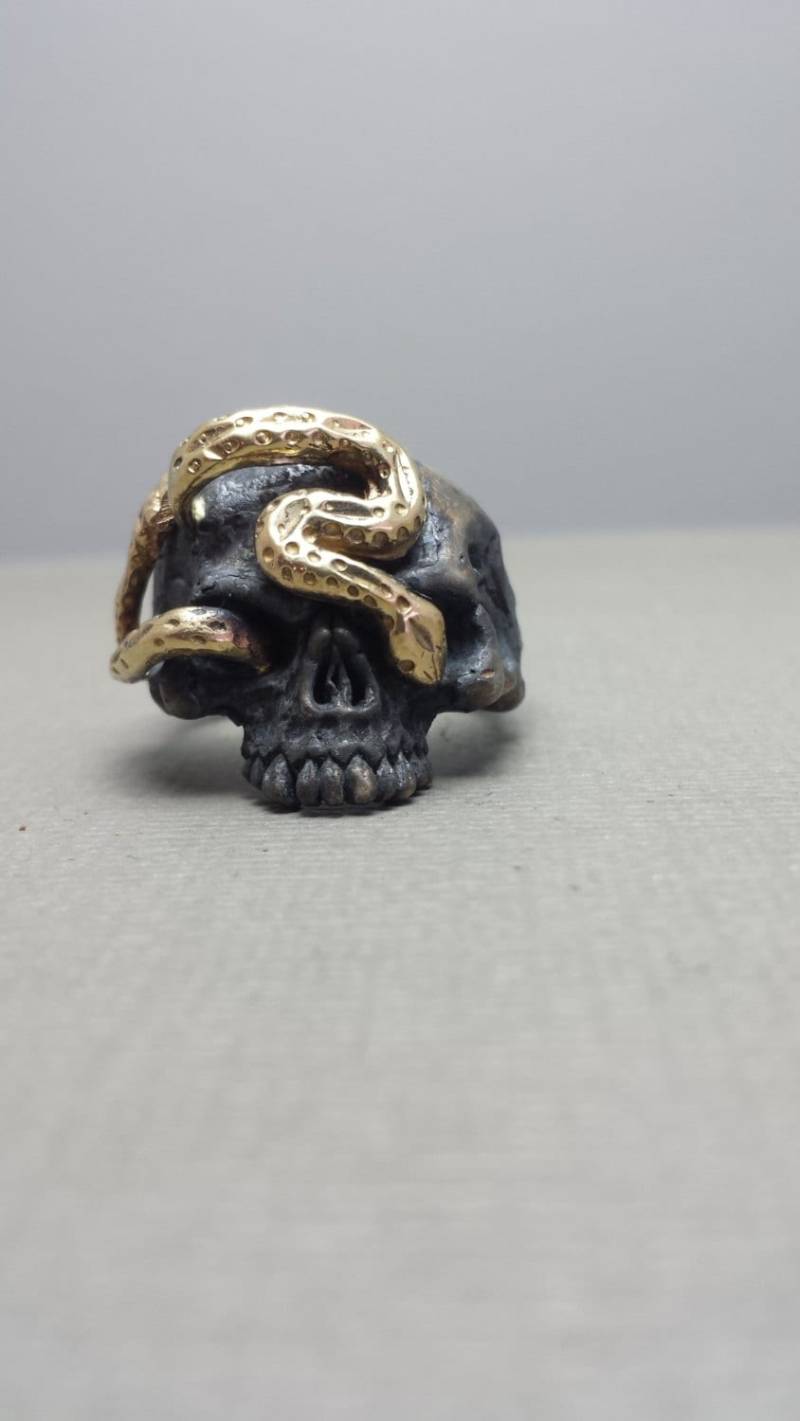 sterling Silber Und Massiver 14K Gelbgold Schlangenschädel Ring Massives Gold - Nicht Plattiert sterling Silber Und Massiver 14K Gelbgold Schlangenschädel Ring Massives Gold - Nicht Plattiert von GrandaddysJewelry